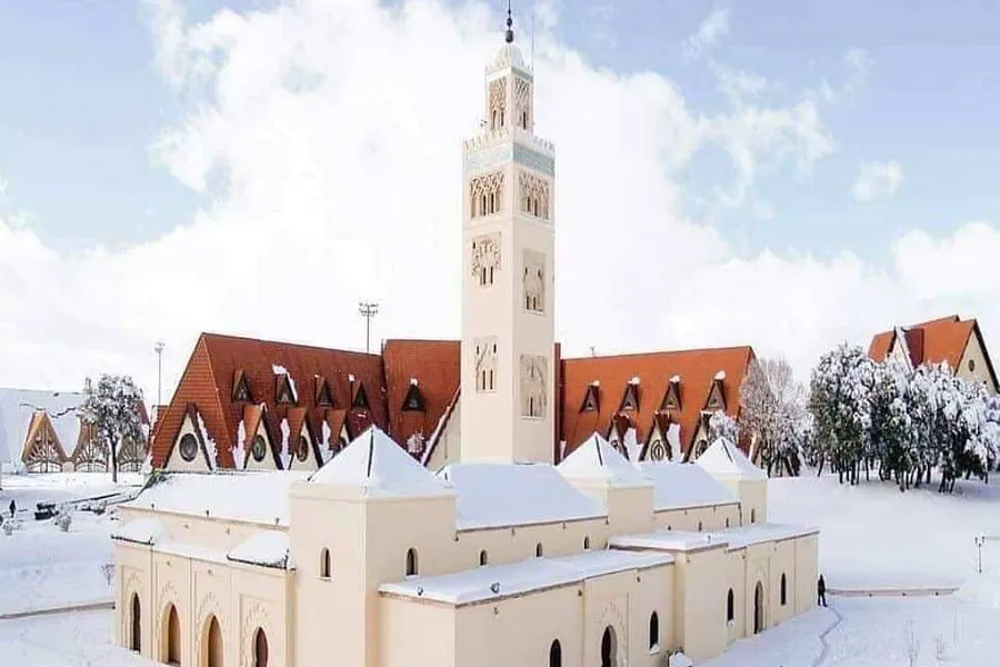 The mosque of Ifrane under winter snow in the Middle Atlas, day 3 of the 3-Day Marrakech to Fes Desert Tour via Merzouga
