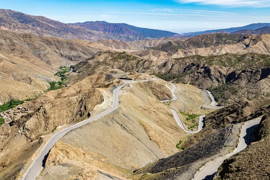 Winding road over the Tizi n'Tichka pass in the High Atlas Mountains, day 1 of the 6-Day Marrakech to Merzouga Desert Tour: Southern Loop